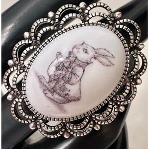 Vintage Tarina Tarintino Alice in Wonderland Disney White Rabbit Ring